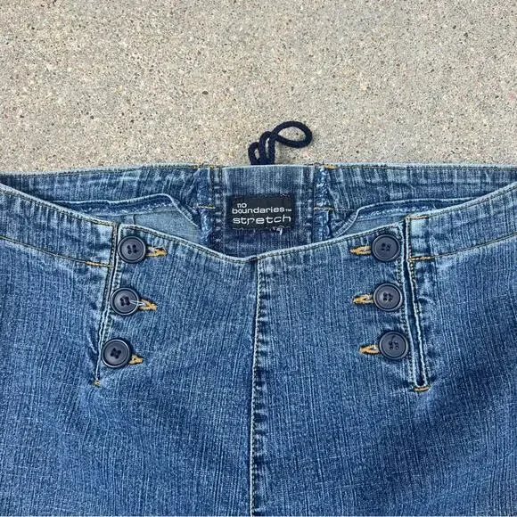 Vintage Y2K no boundaries stretch lace up back button panel front flare jeans - Picture 6 of 6